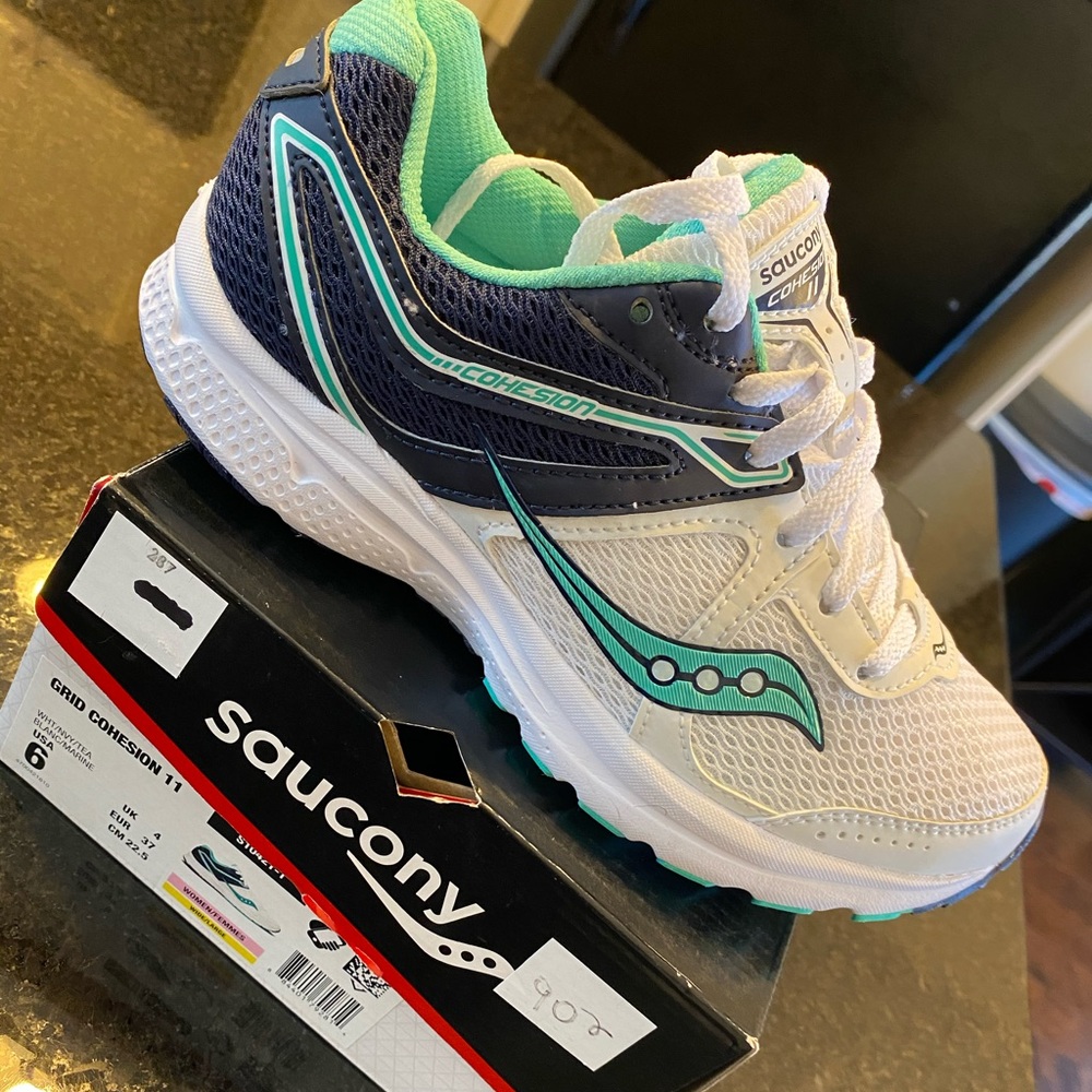 Saucony Women’s Cohesion TR12